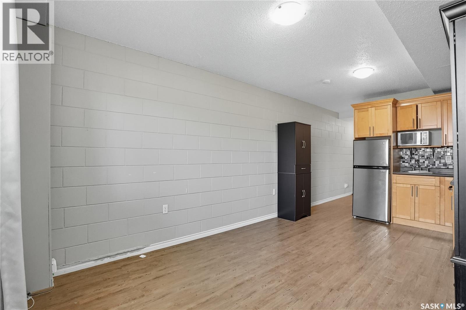 2a 833 B Avenue, Saskatoon, Saskatchewan  S7L 1E6 - Photo 4 - SK029401