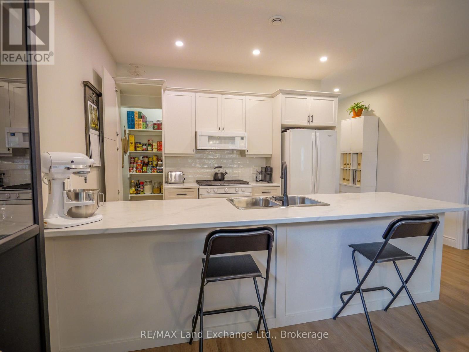 1 - 775 Campbell Avenue, Kincardine, Ontario  N2Z 0H2 - Photo 16 - X12827628