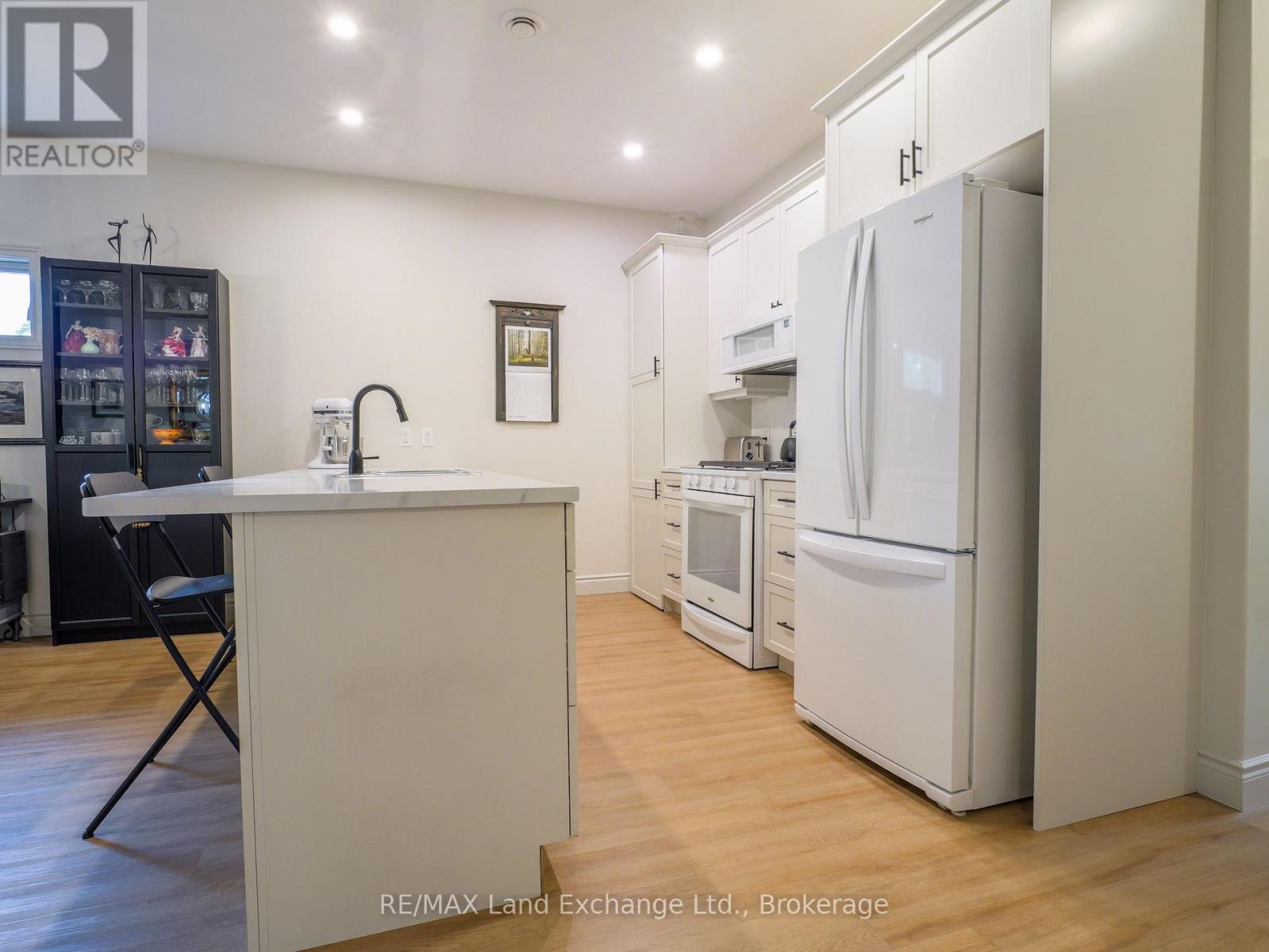 1 - 775 Campbell Avenue, Kincardine, Ontario  N2Z 0H2 - Photo 18 - X12827628