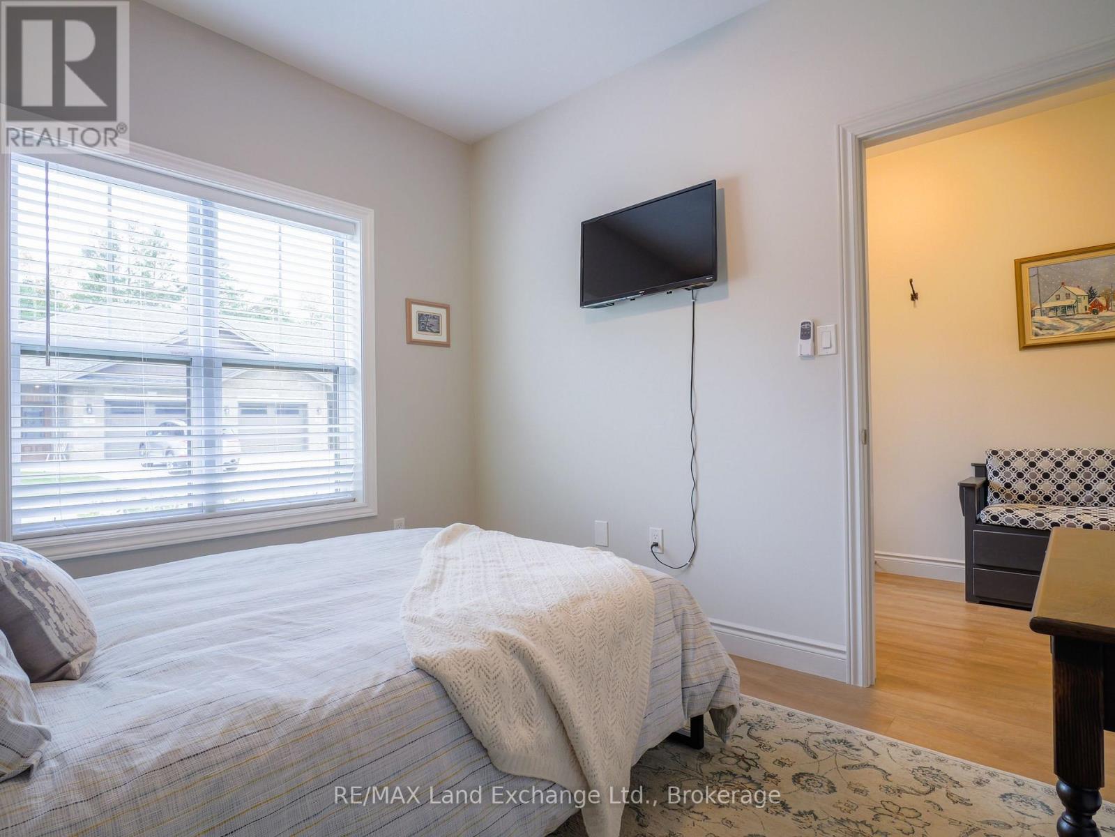 1 - 775 Campbell Avenue, Kincardine, Ontario  N2Z 0H2 - Photo 33 - X12827628