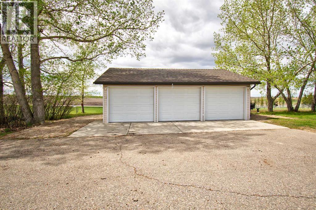 271196 Range Road 13  Nw, Airdrie, Alberta  T4B 0B8 - Photo 9 - A2273148