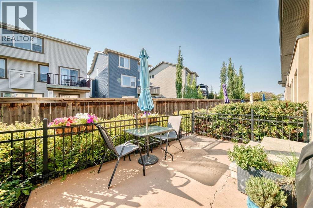 37 Aspen Hills Terrace Sw, Calgary, Alberta T3H 0P3 - Photo 4 - A2280761