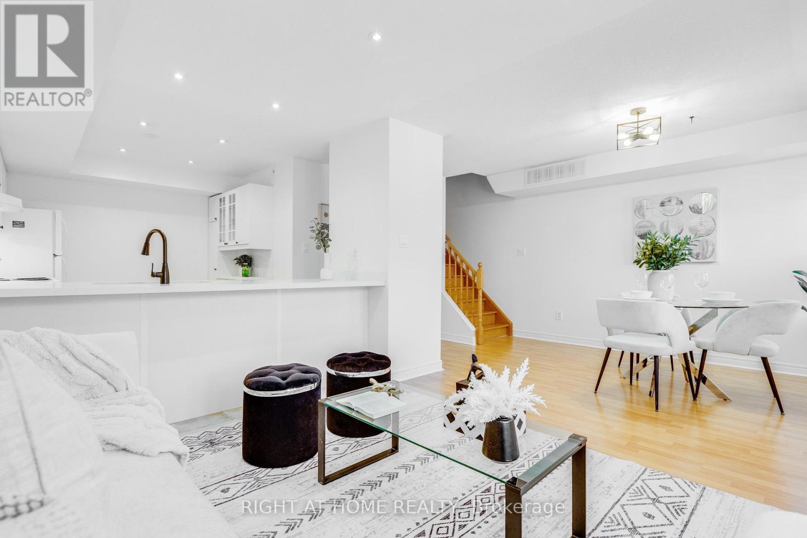 331 - 312 John Street, Markham, Ontario  L3T 0A7 - Photo 14 - N12830538