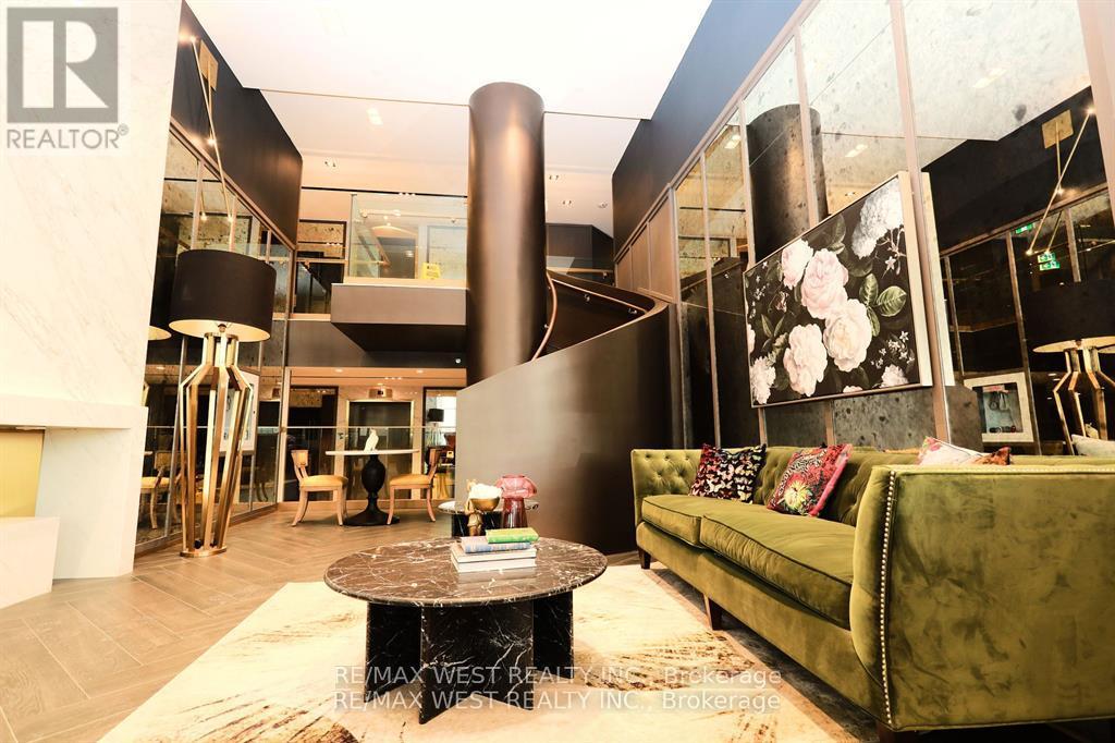 822 - 395 Dundas Street W, Oakville, Ontario  L6M 5R8 - Photo 37 - W12830532