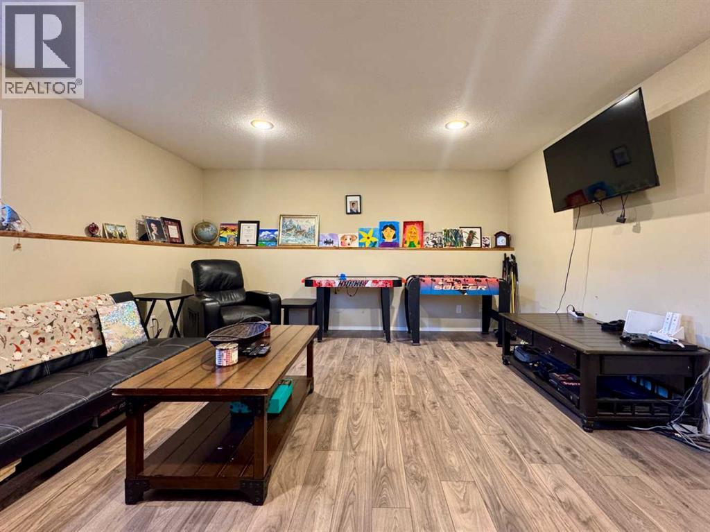 122 Mt Rundle Road W, Lethbridge, Alberta  T1K 7G1 - Photo 21 - A2289593