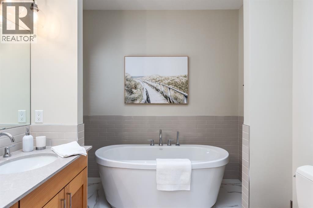 2027 27 Avenue Sw, Calgary, Alberta  T2T 1H6 - Photo 23 - A2288691