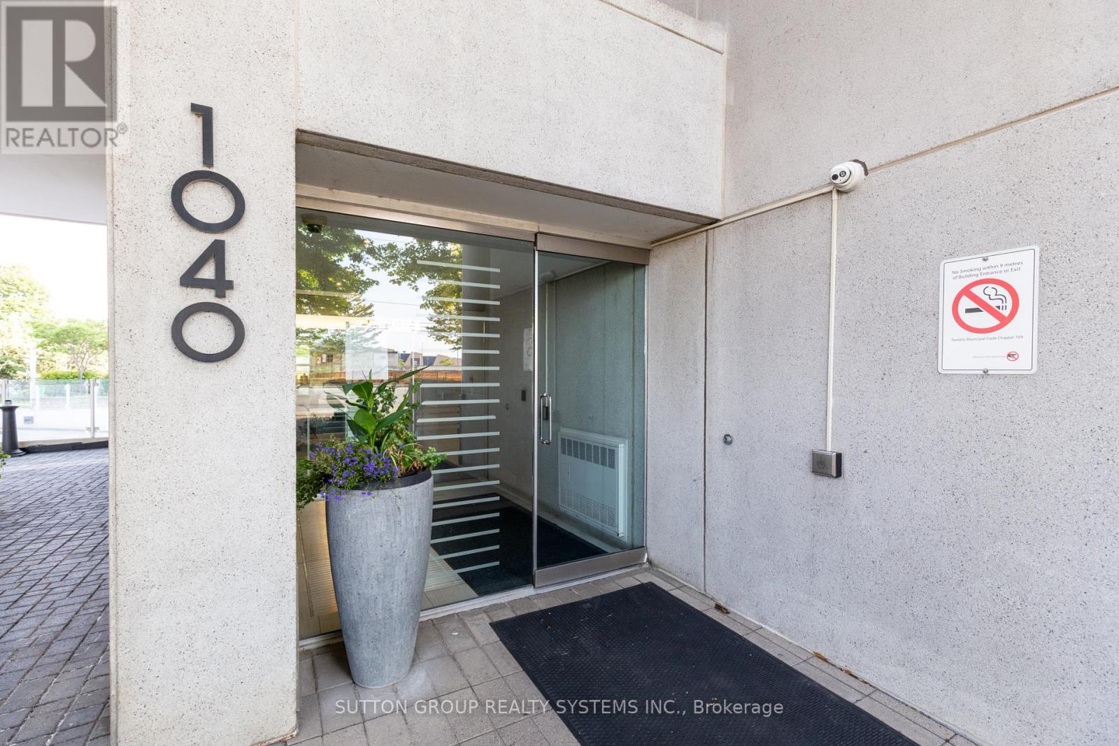 509 - 1040 The Queensway, Toronto (Islington-City Centre West), Ontario  M8Z 0A7 - Photo 2 - W12830544