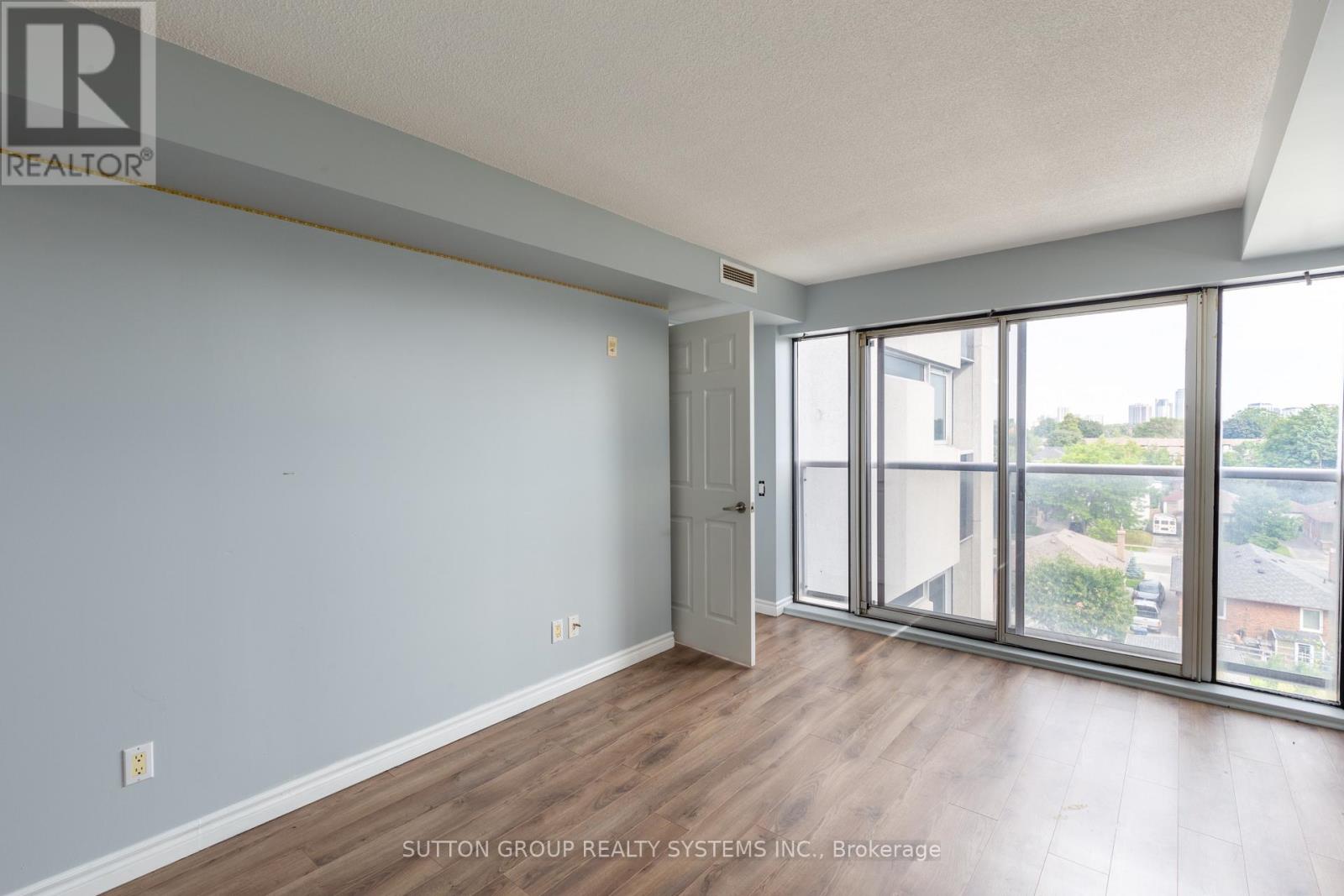 509 - 1040 The Queensway, Toronto (Islington-City Centre West), Ontario  M8Z 0A7 - Photo 9 - W12830544