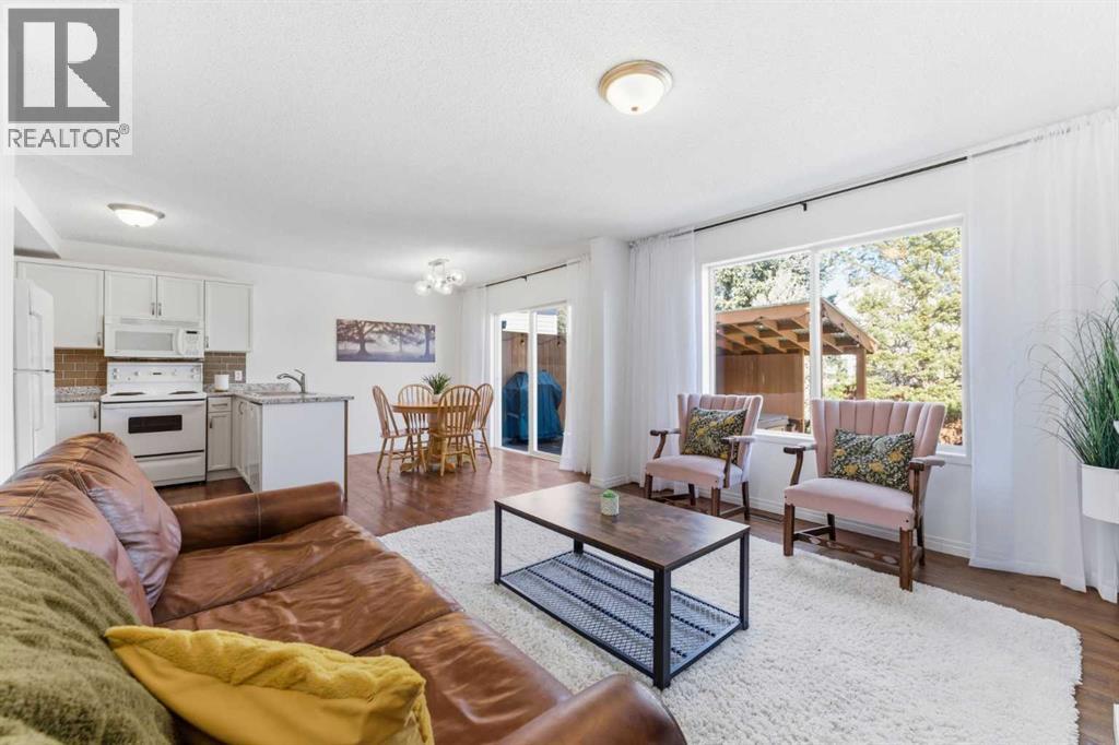 84 Mt Apex Green Se, Calgary, Alberta  T2Z 2V3 - Photo 10 - A2288553