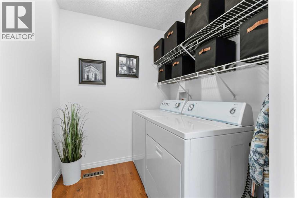 84 Mt Apex Green Se, Calgary, Alberta  T2Z 2V3 - Photo 16 - A2288553