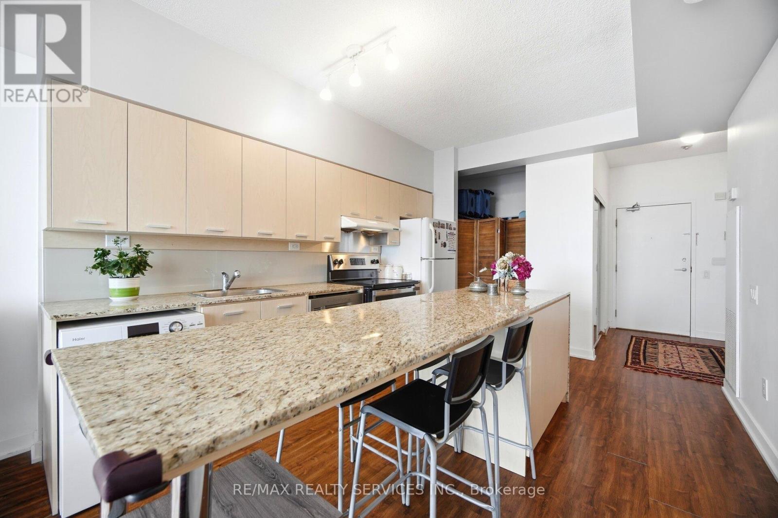 1910 - 29 Singer Court, Toronto, Ontario  M2K 0B3 - Photo 11 - C12830552