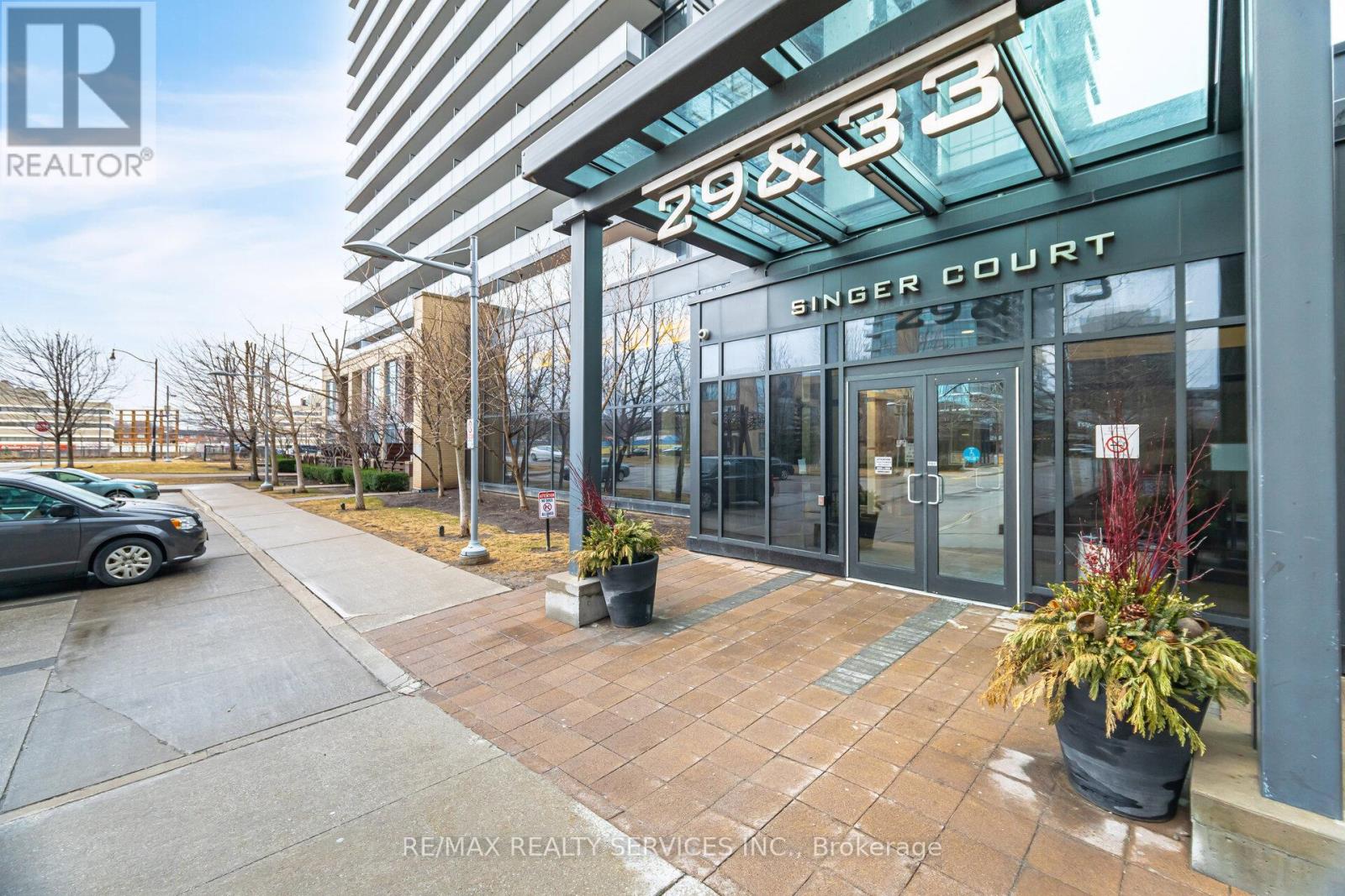 1910 - 29 Singer Court, Toronto, Ontario  M2K 0B3 - Photo 2 - C12830552