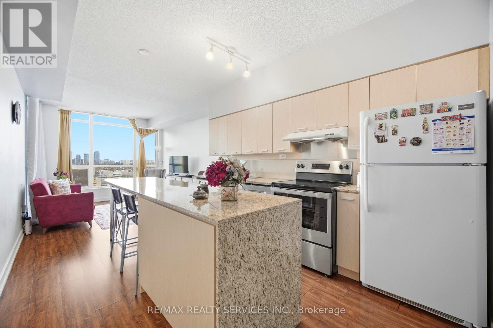 1910 - 29 Singer Court, Toronto, Ontario  M2K 0B3 - Photo 7 - C12830552