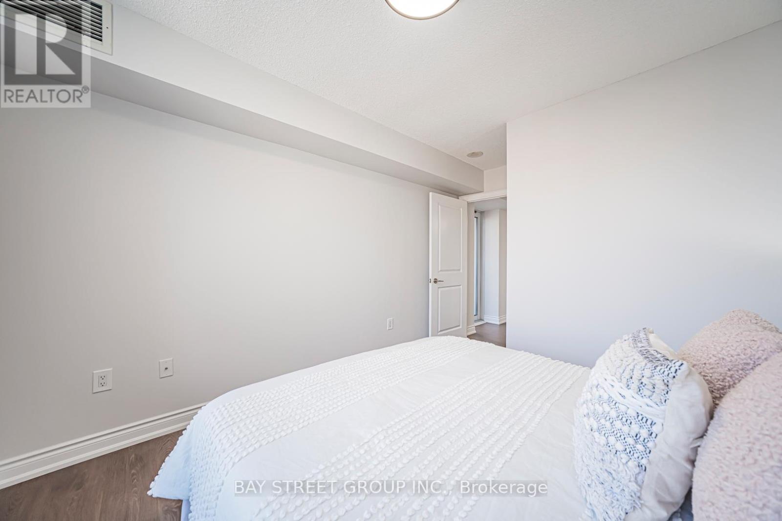 1723 - 500 Doris Avenue, Toronto, Ontario  M2N 0C1 - Photo 32 - C12830560