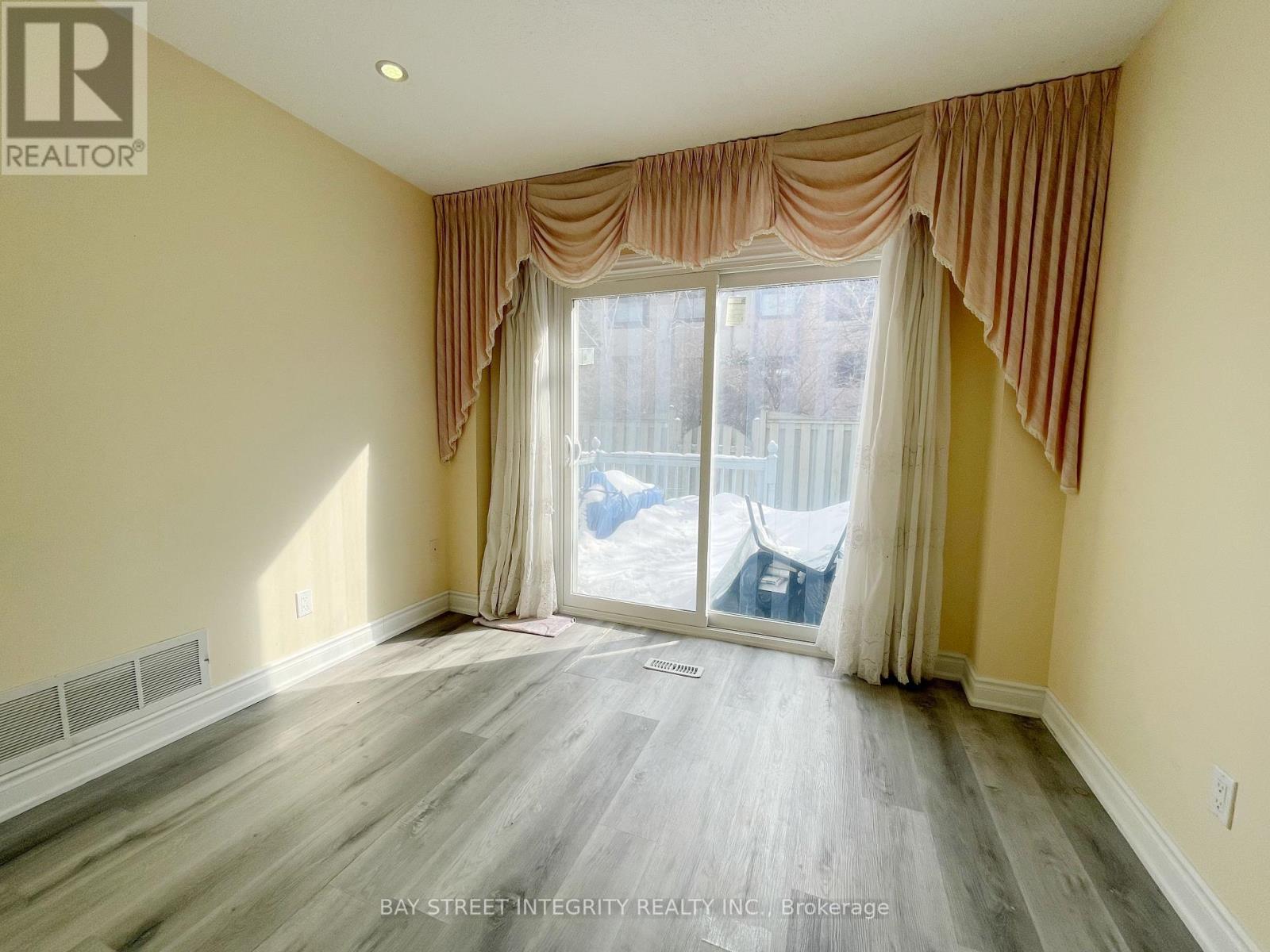 7 Fundy Bay Boulevard, Toronto, Ontario  M1W 3A1 - Photo 3 - E12830548
