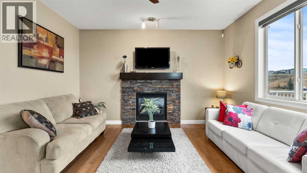 153 Heritage Bay, Cochrane, Alberta  T4C 0L5 - Photo 12 - A2288162