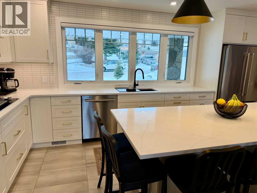 13521 15 Avenue, Blairmore, Alberta  T0K 0E0 - Photo 13 - A2289484