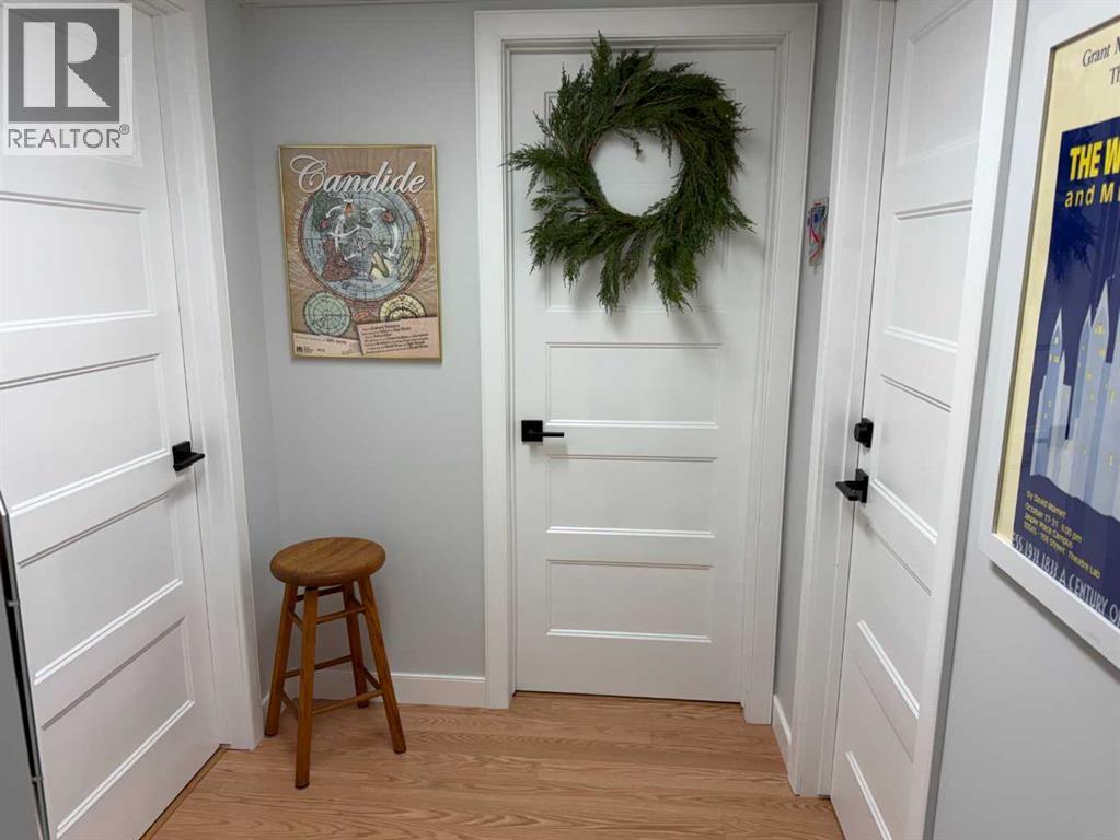 13521 15 Avenue, Blairmore, Alberta  T0K 0E0 - Photo 34 - A2289484