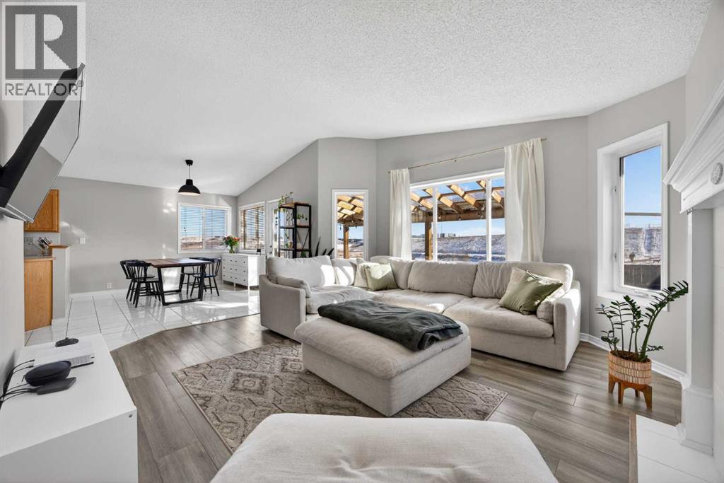 108 Harvest Creek Court Ne, Calgary, Alberta  T3K 4N8 - Photo 3 - A2289100