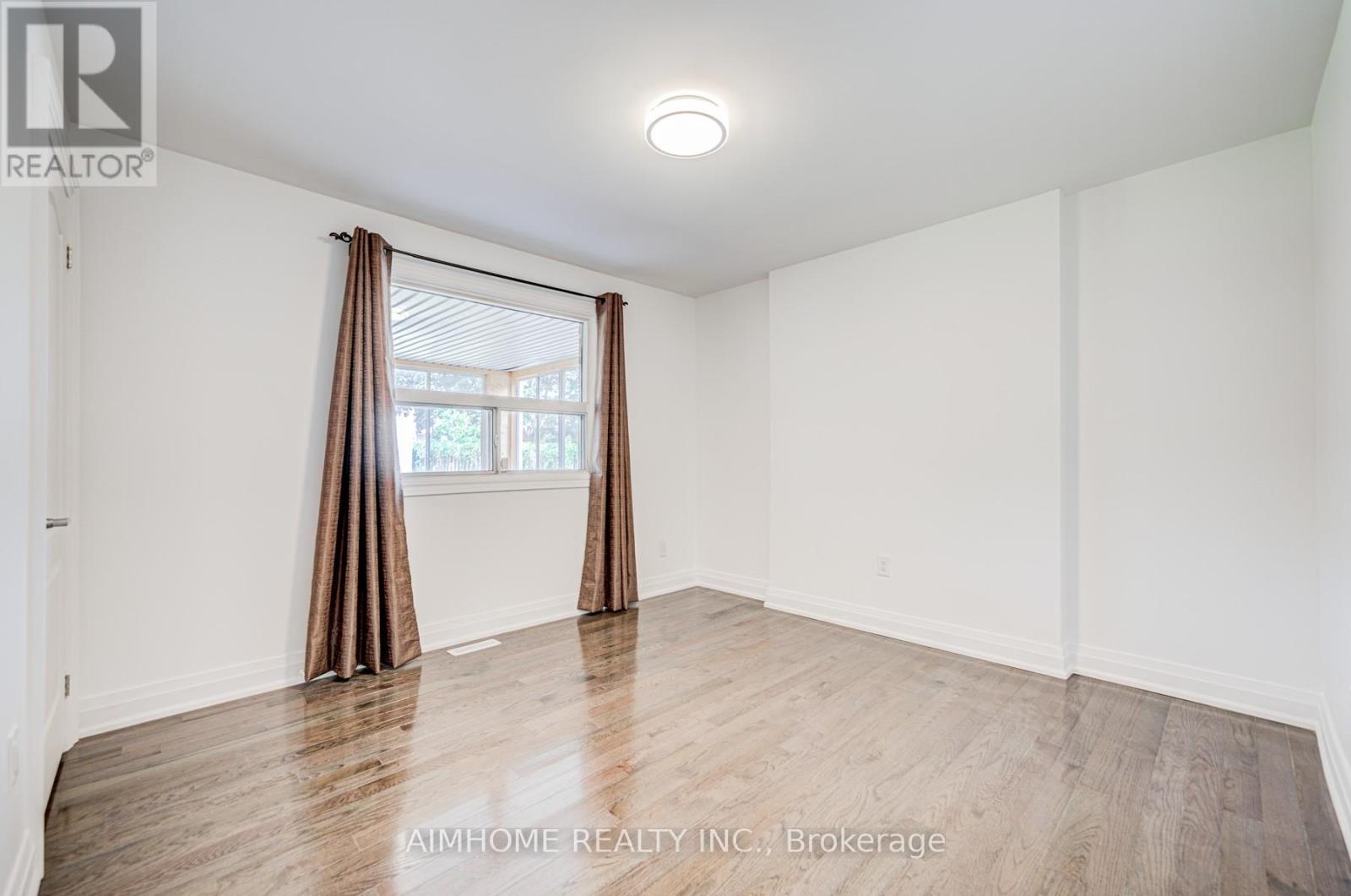 Lower - 2575 Benedet Drive N, Mississauga, Ontario  L5J 4H6 - Photo 23 - W12830564