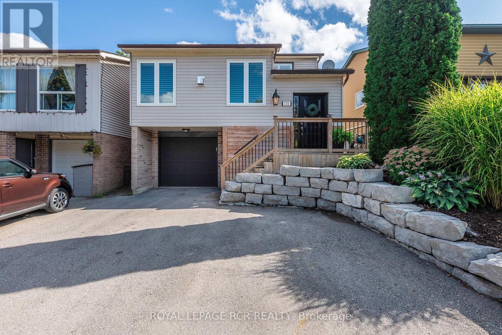 133 Goldgate Crescent, Orangeville, Ontario  L9W 4C2 - Photo 2 - W12830566