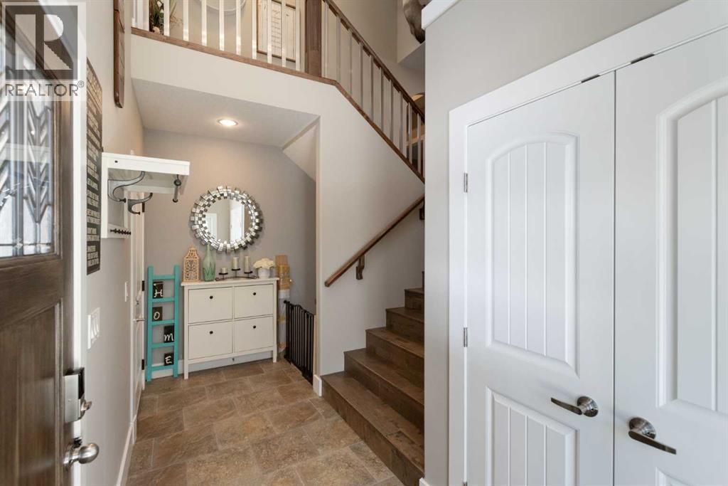 5824 Maple Crescent, Innisfail, Alberta  T4G 0A9 - Photo 5 - A2287177