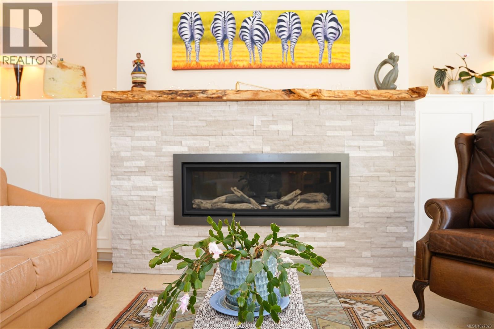 876 Verdier Ave, Central Saanich, British Columbia  V8M 1B9 - Photo 11 - 1027023