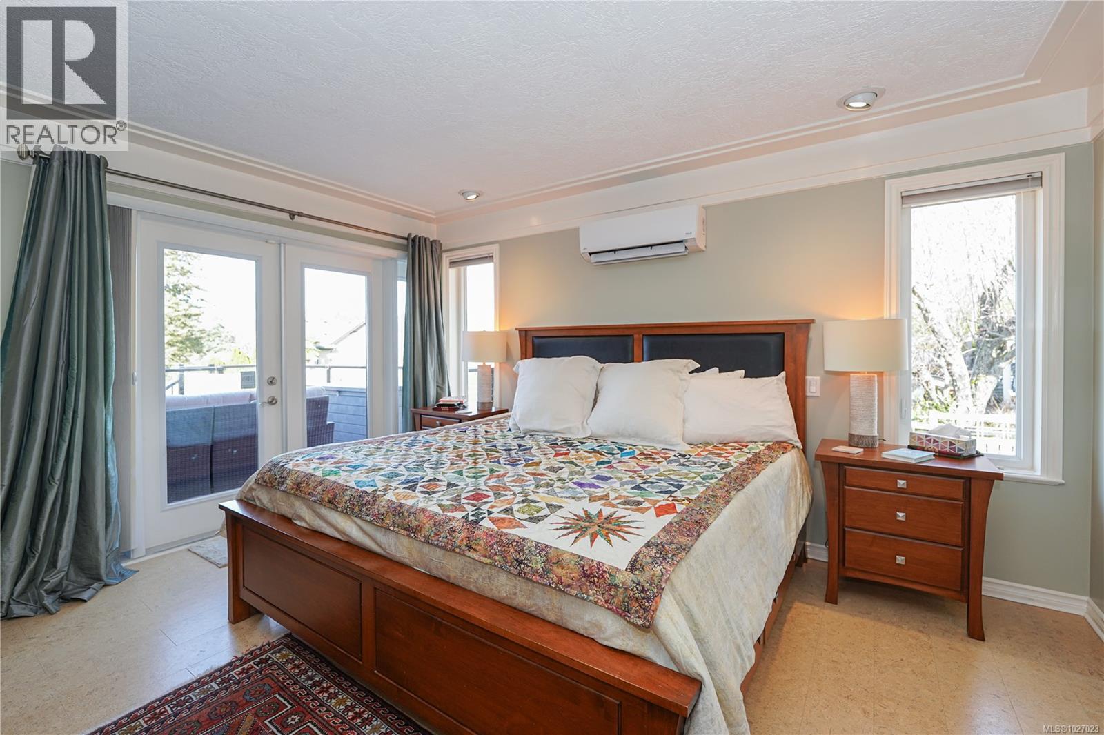 876 Verdier Ave, Central Saanich, British Columbia  V8M 1B9 - Photo 14 - 1027023