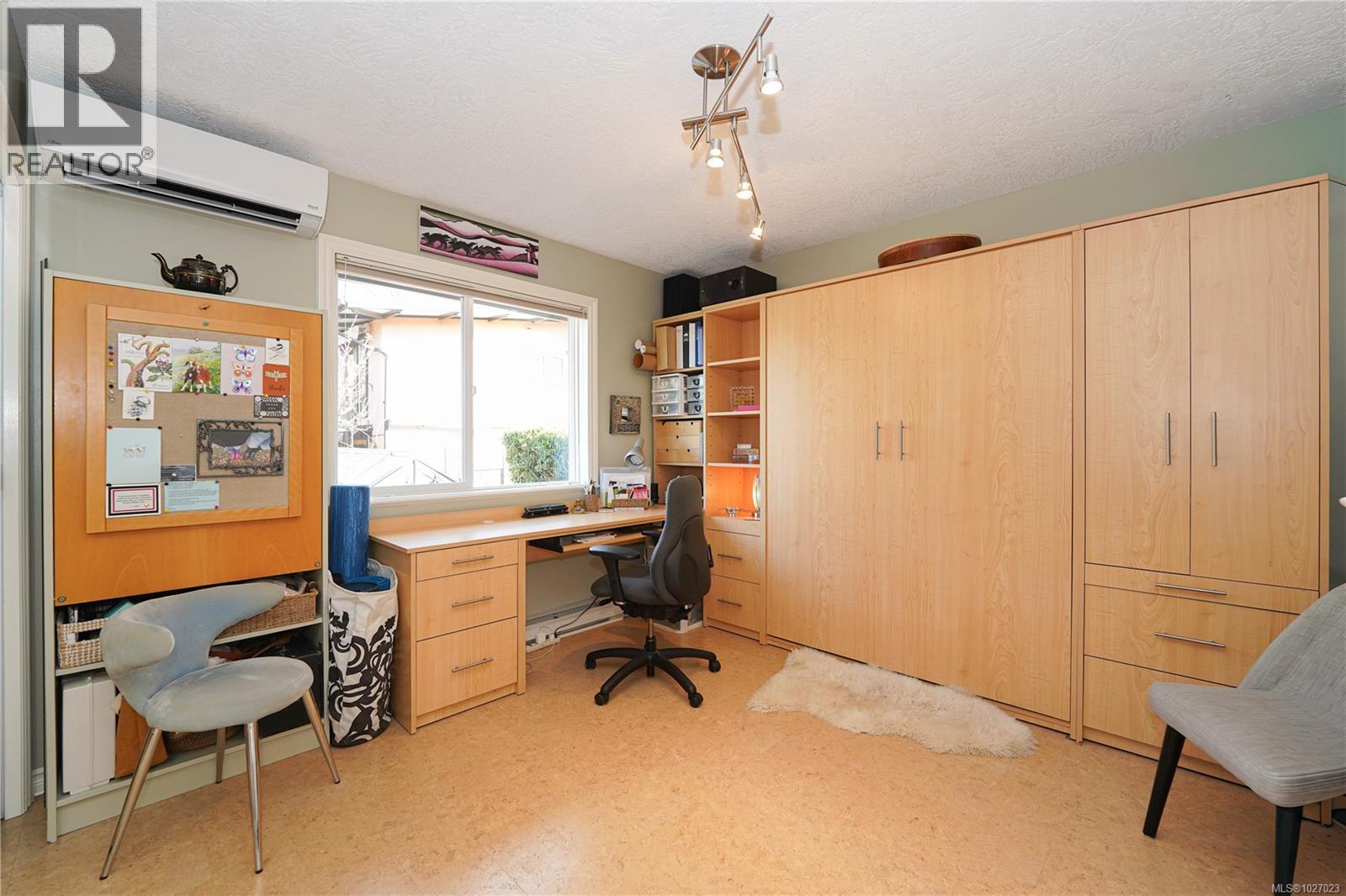 876 Verdier Ave, Central Saanich, British Columbia  V8M 1B9 - Photo 13 - 1027023