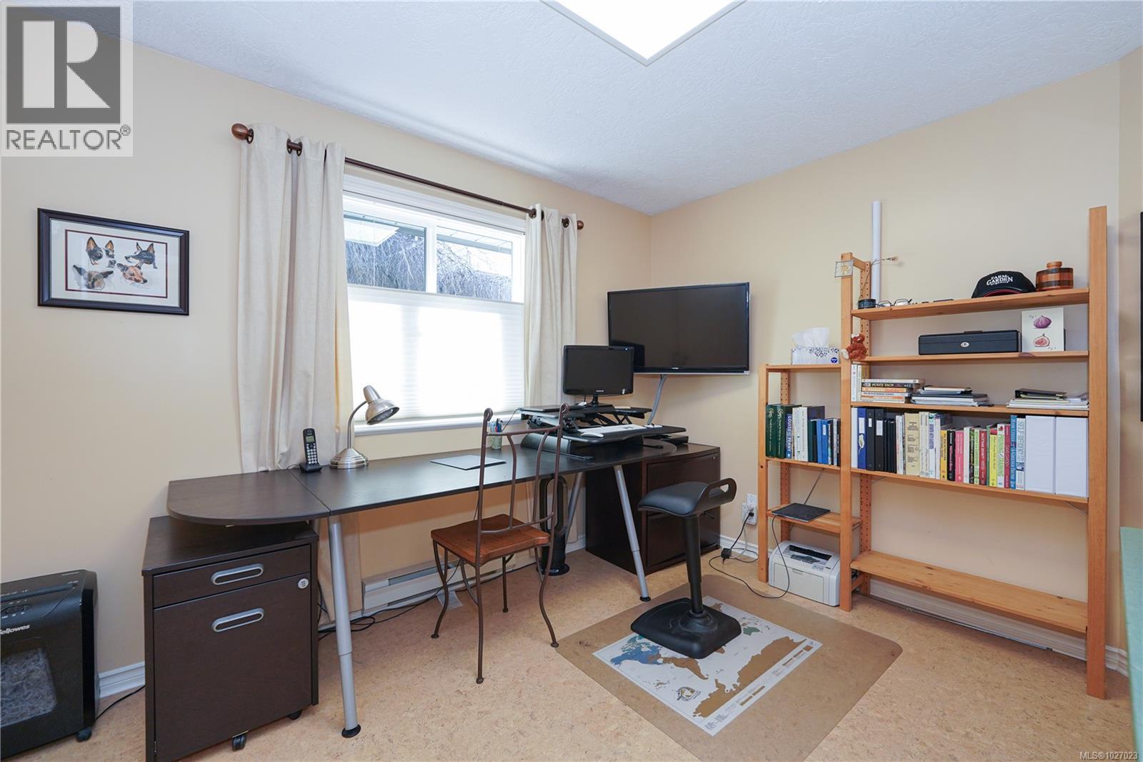 876 Verdier Ave, Central Saanich, British Columbia  V8M 1B9 - Photo 12 - 1027023