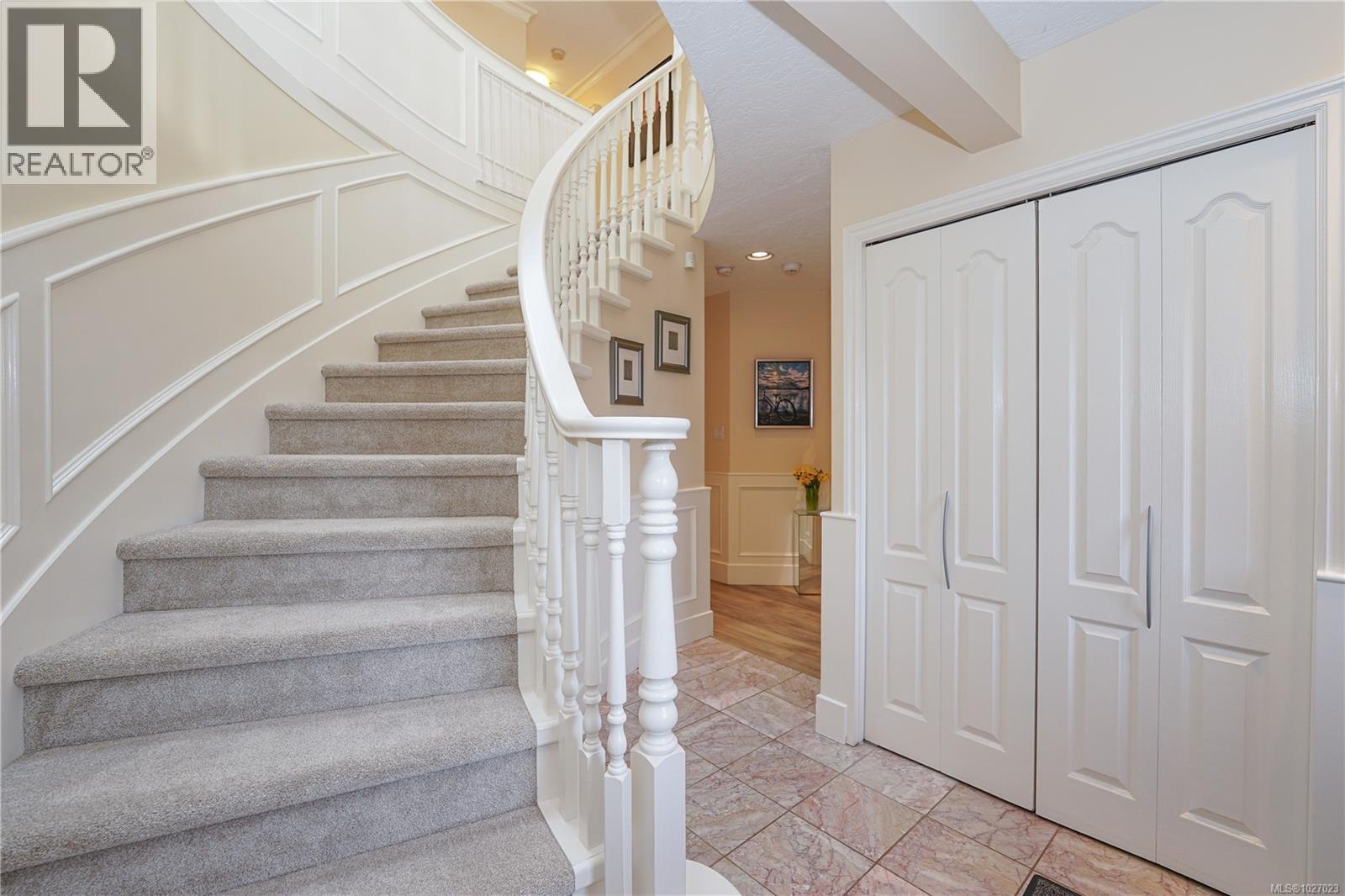 876 Verdier Ave, Central Saanich, British Columbia  V8M 1B9 - Photo 21 - 1027023