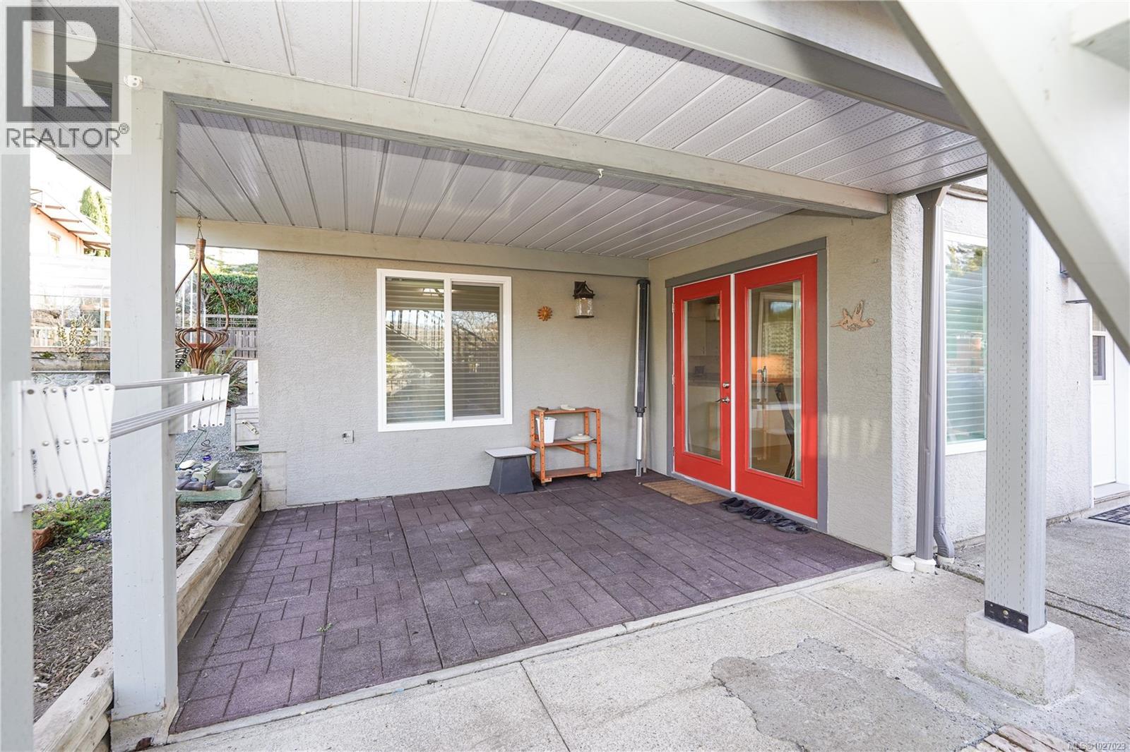 876 Verdier Ave, Central Saanich, British Columbia  V8M 1B9 - Photo 43 - 1027023