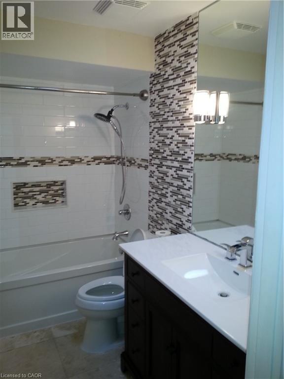 22 Westaway Place, Hamilton, Ontario  L9C 2G1 - Photo 6 - 40808393