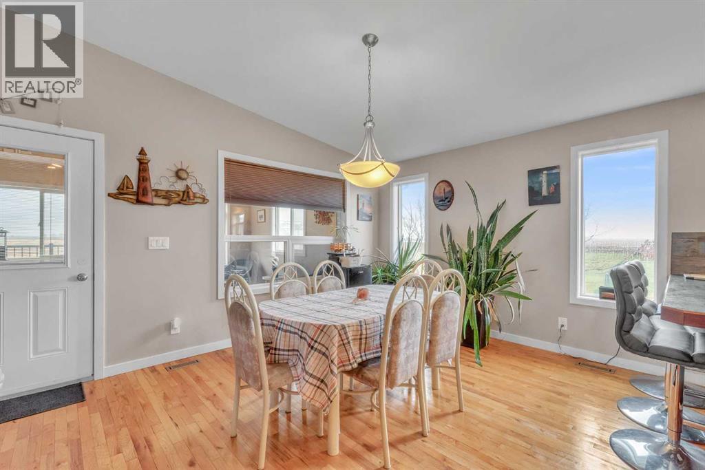 270046 Township Road 284, Rural Rocky View County, Alberta  T0M 0G0 - Photo 15 - A2280316