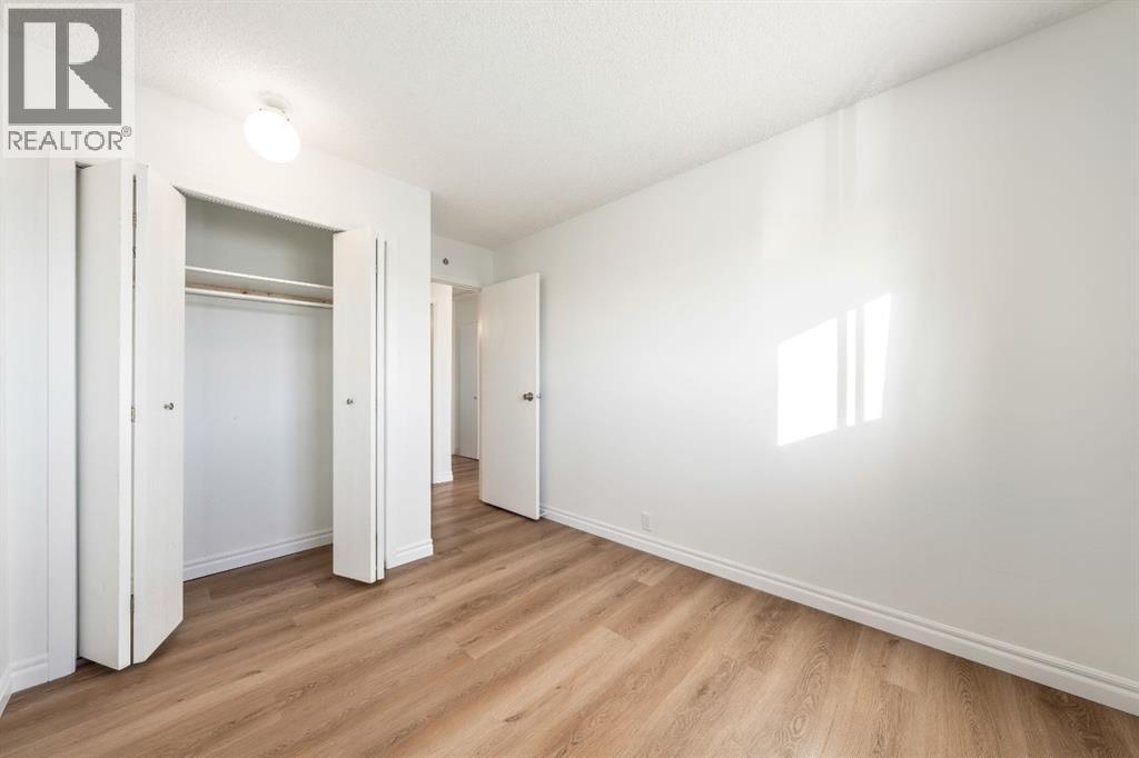 2213 Woodview Drive Sw, Calgary, Alberta  T2W 3N9 - Photo 23 - A2287944