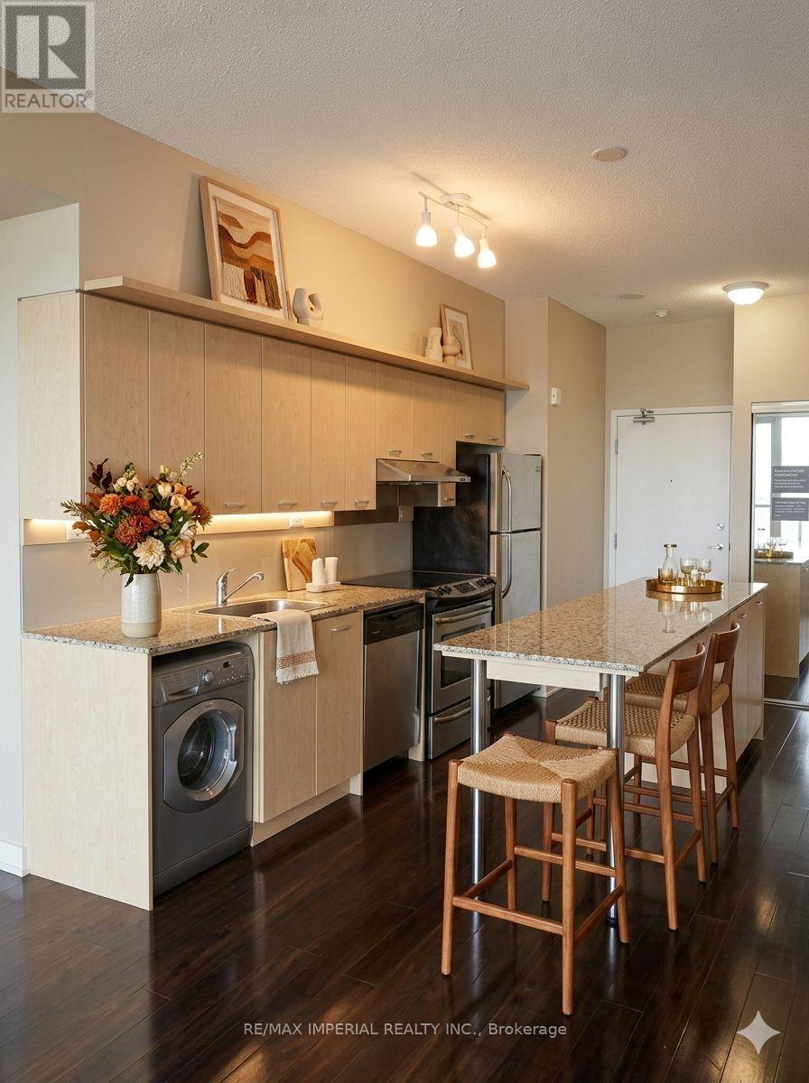 2708 - 29 Singer Court, Toronto, Ontario  M2K 0B3 - Photo 2 - C12830568