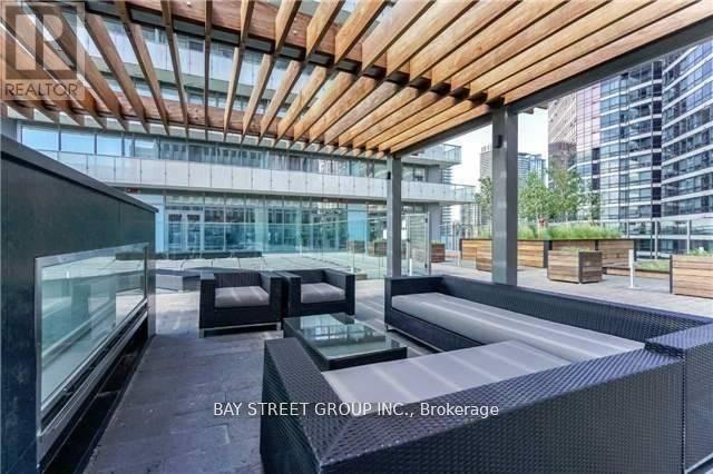 702 - 57 St. Joseph Street, Toronto, Ontario  M5S 0C5 - Photo 19 - C12830578