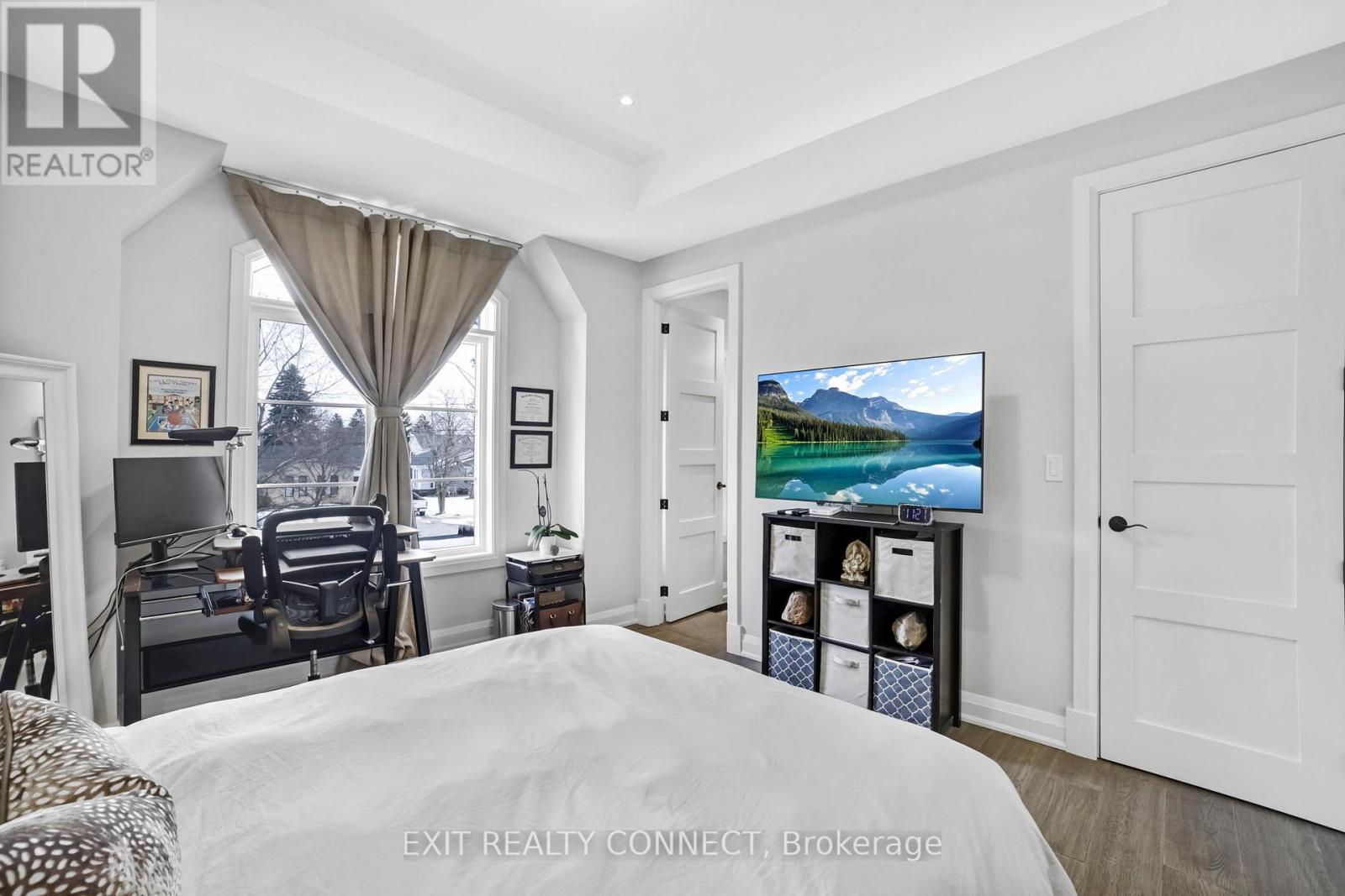 458 Third Line, Oakville, Ontario  L6L 4A5 - Photo 21 - W12830592