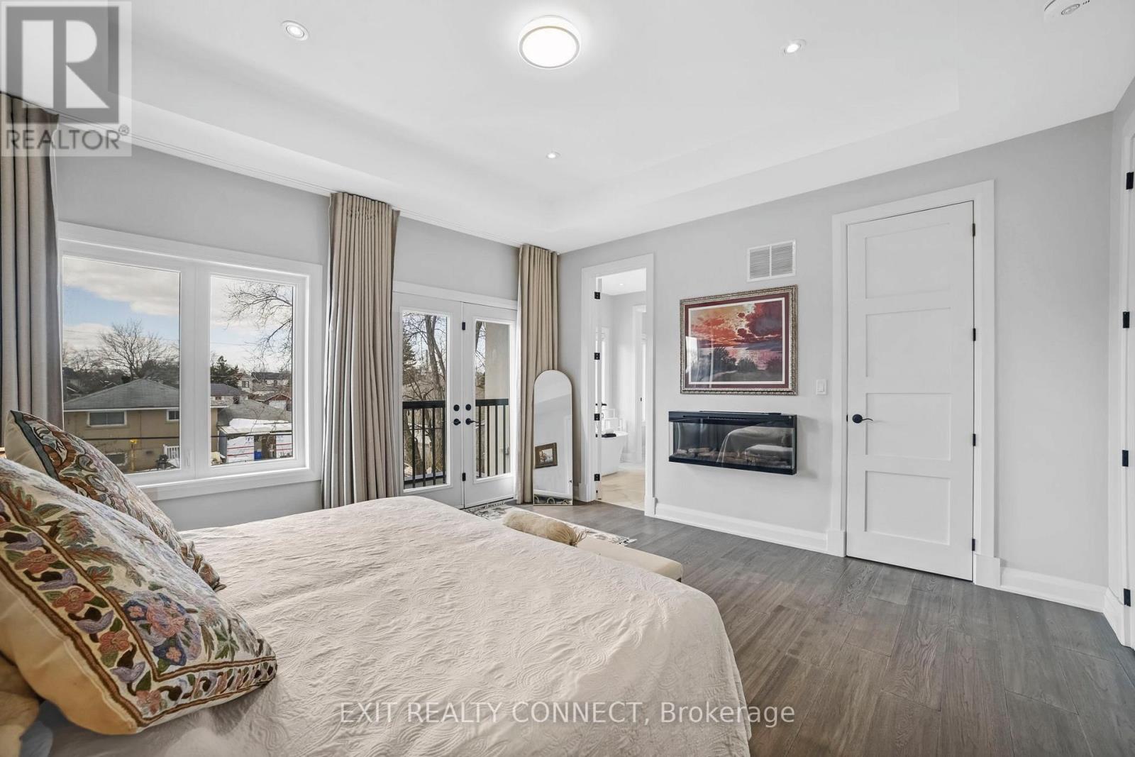 458 Third Line, Oakville, Ontario  L6L 4A5 - Photo 22 - W12830592