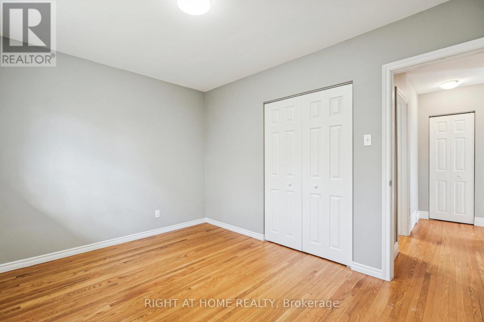 16 Green Meadow Way, Hamilton, Ontario  L9H 3Z3 - Photo 19 - X12830582