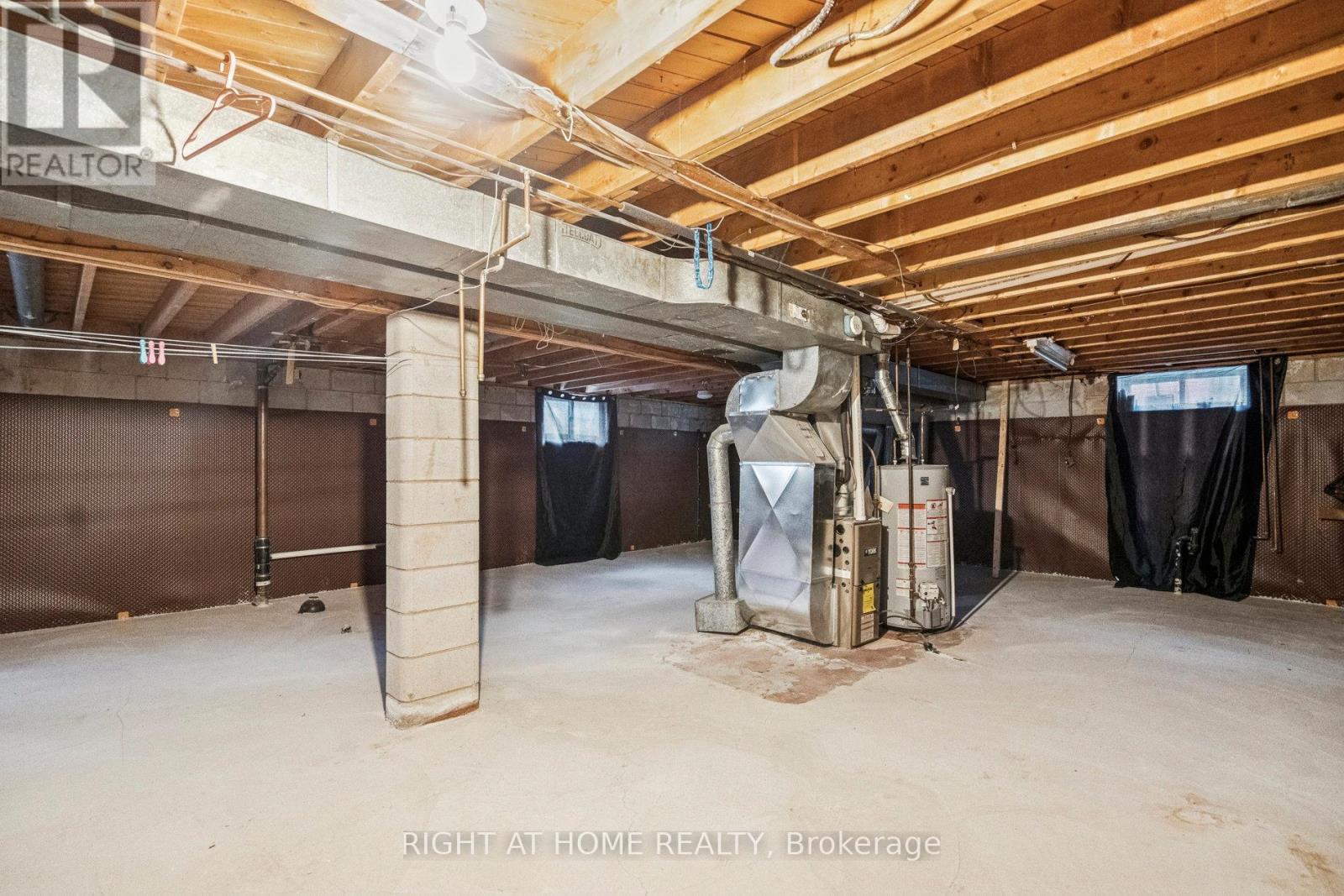 16 Green Meadow Way, Hamilton, Ontario  L9H 3Z3 - Photo 27 - X12830582