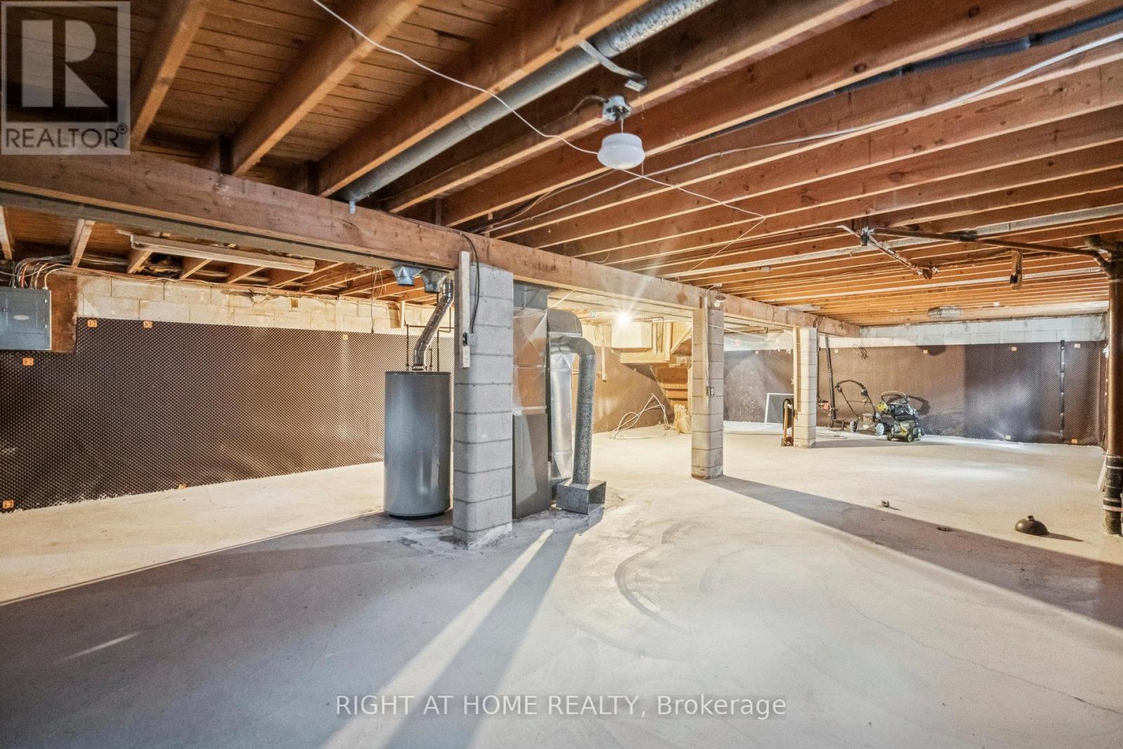 16 Green Meadow Way, Hamilton, Ontario  L9H 3Z3 - Photo 28 - X12830582