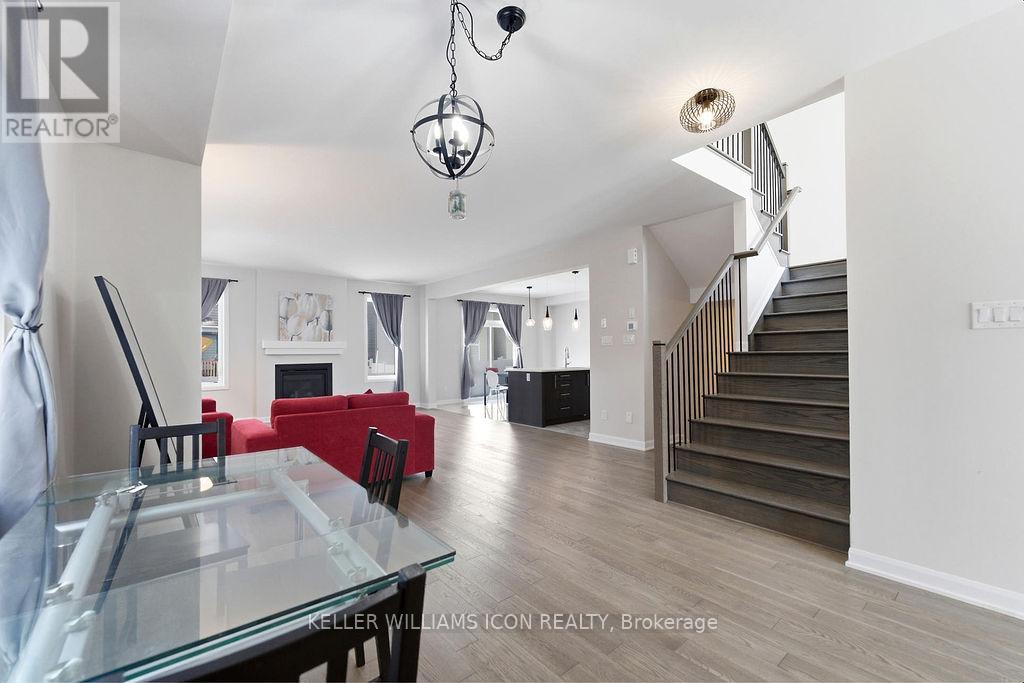 808 Cappamore Drive, Ottawa, Ontario  K2J 6V6 - Photo 7 - X12830606