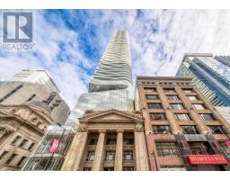 1711 - 197 YONGE STREET, Toronto, Ontario