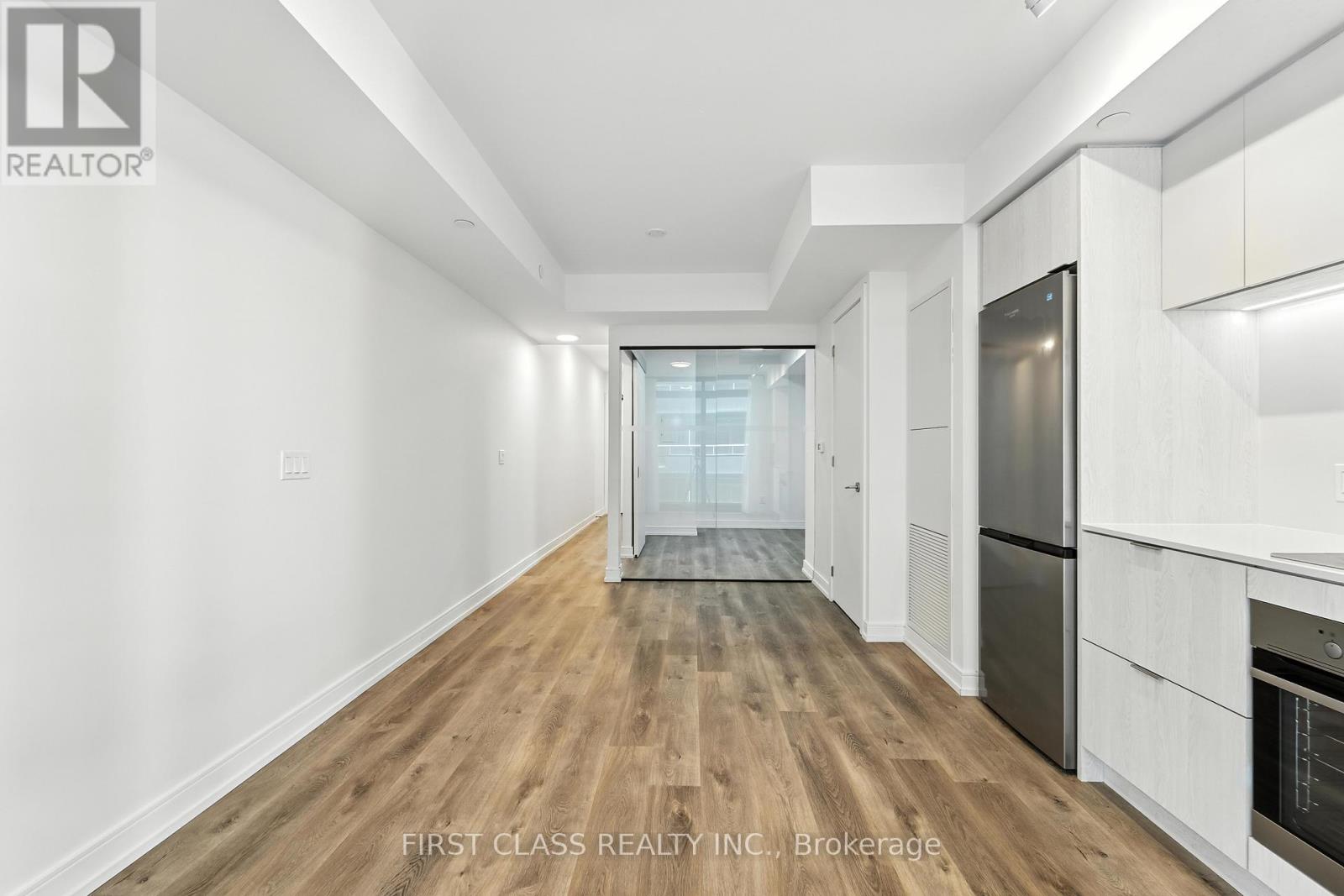 1115 - 1 Jarvis Street, Hamilton, Ontario  L8R 3J2 - Photo 10 - X12830604