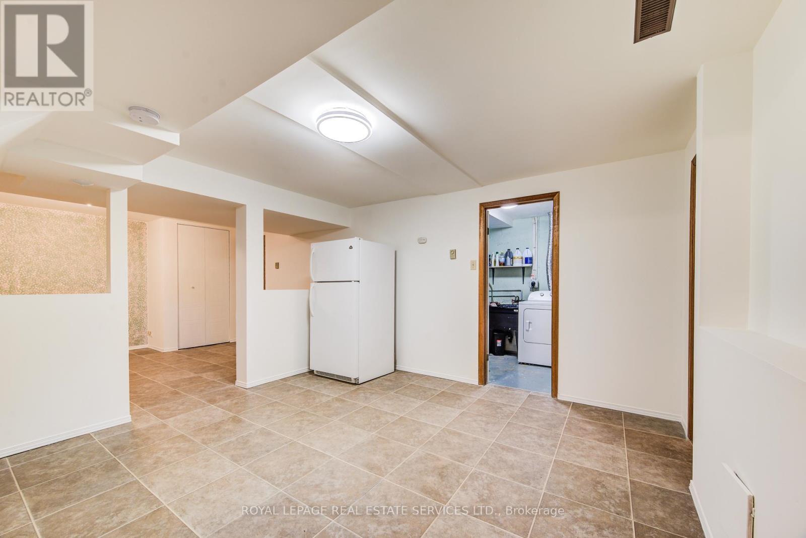 3 - 104 Mcdougall Road, Waterloo, Ontario  N2L 5C5 - Photo 31 - X12830620