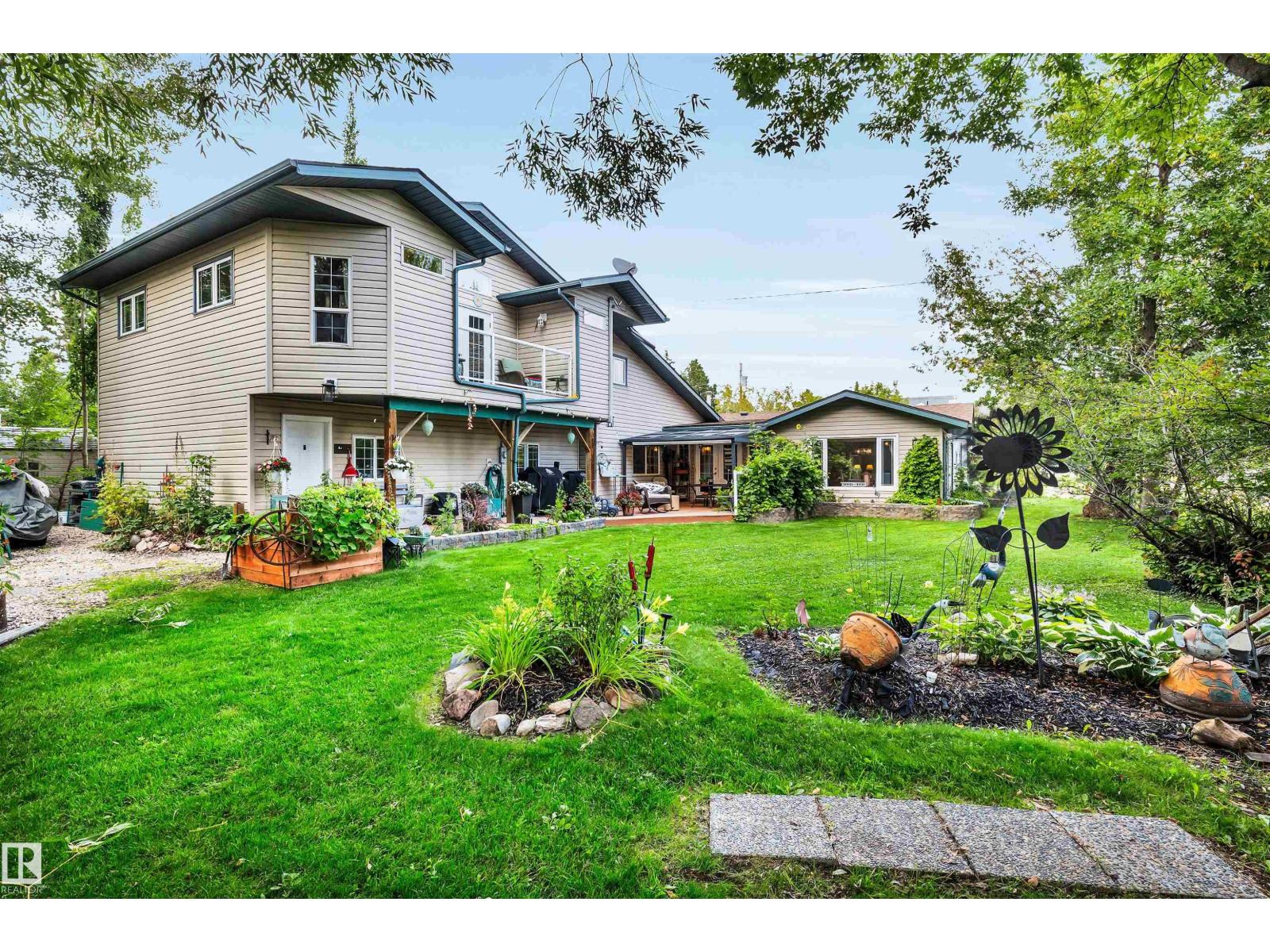 605 6st, Rural Lac Ste. Anne County, Alberta  T0E 1A0 - Photo 1 - E4475346