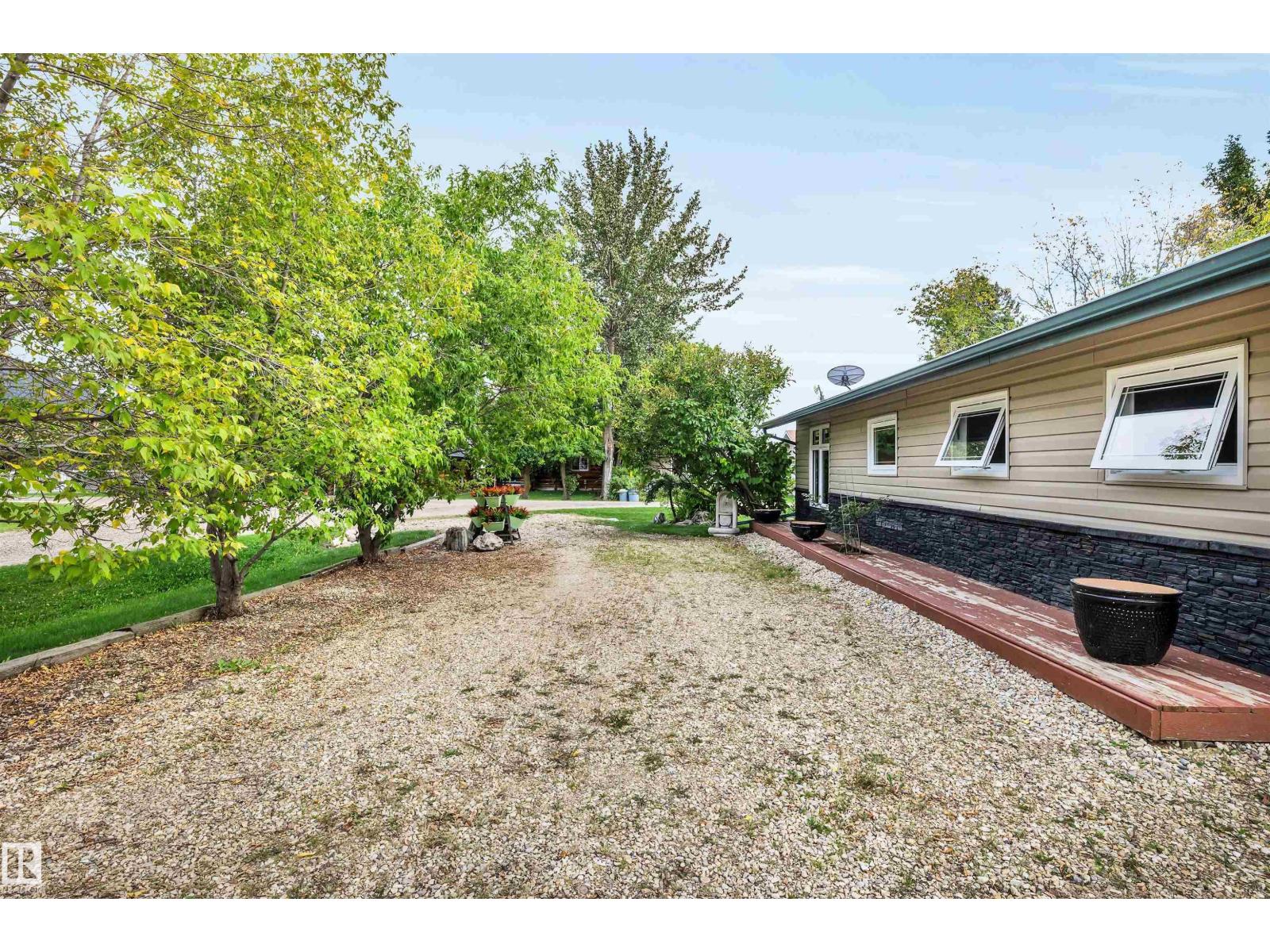 605 6st, Rural Lac Ste. Anne County, Alberta  T0E 1A0 - Photo 11 - E4475346