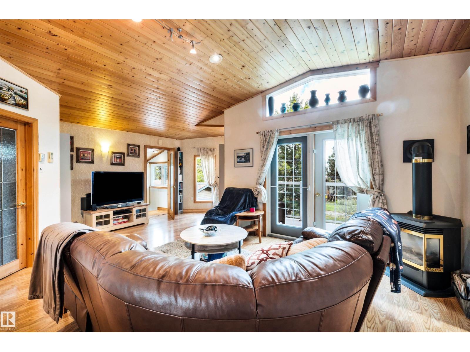 605 6st, Rural Lac Ste. Anne County, Alberta  T0E 1A0 - Photo 41 - E4475346