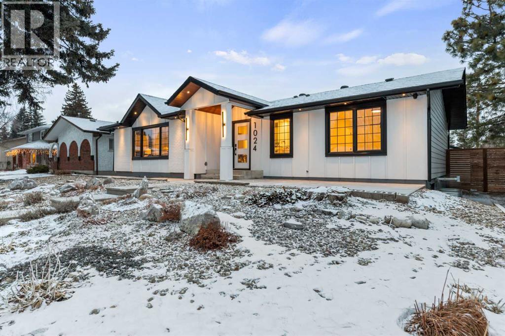1024 Lake Christina Way Se, Calgary, Alberta  T2J 2R3 - Photo 3 - A2287300
